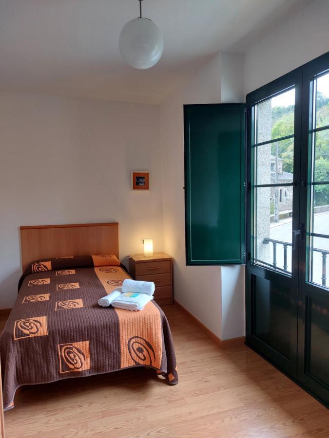 Hospederia Externa Del Monasterio Hotel Samos Ngoại thất bức ảnh